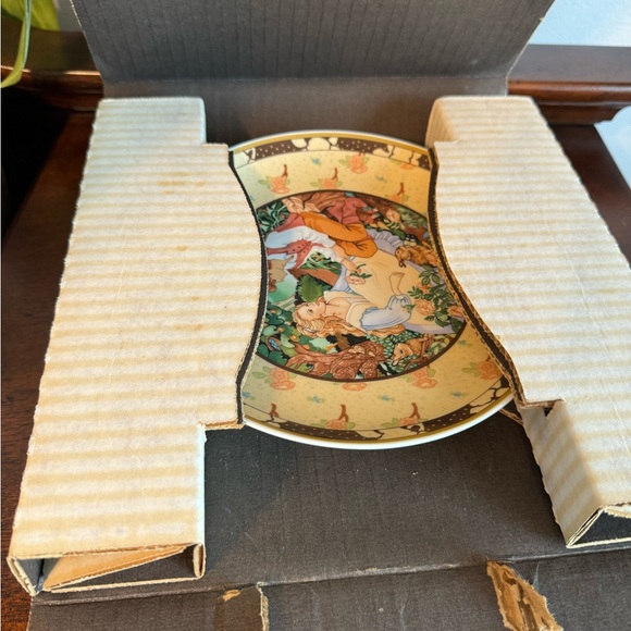 VNTG GERMANY HEINRICH PLATE “ONCE UPON A RHYME” #1752D - Picture 5 of 5